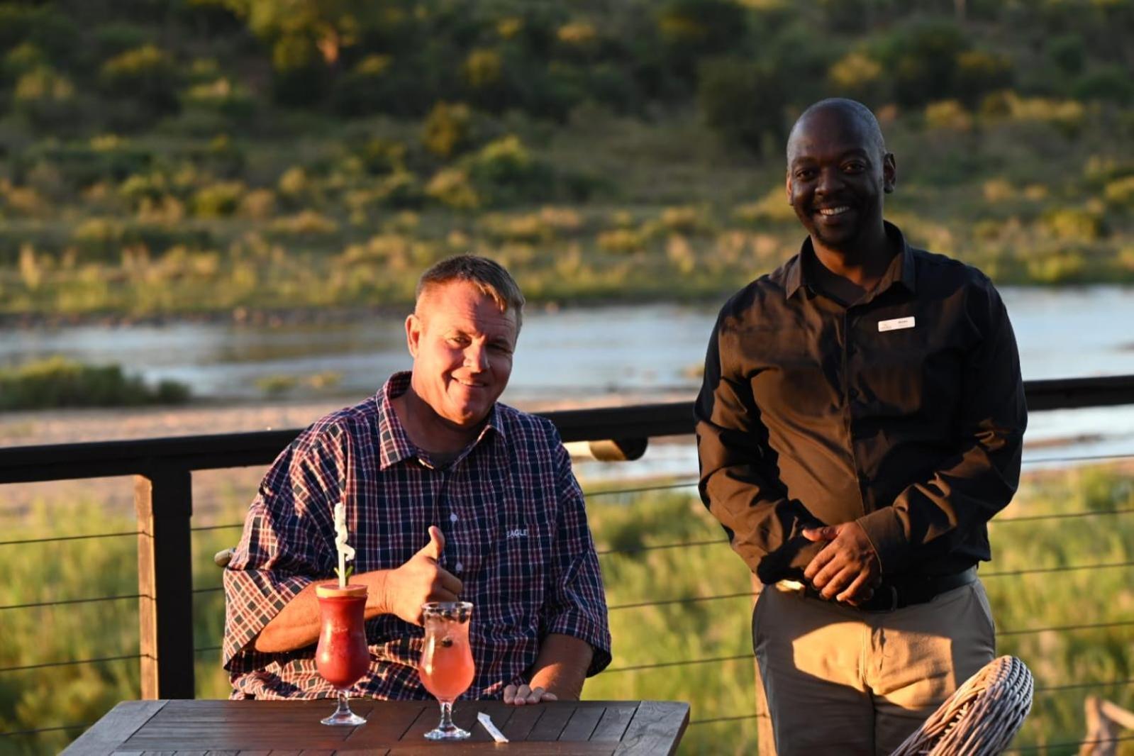 Buckler'S Africa Lodge Kruger Park โคมาติพอร์ต ภายนอก รูปภาพ