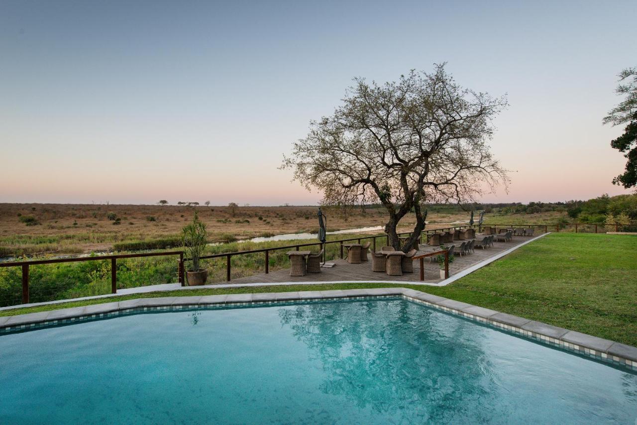 Buckler'S Africa Lodge Kruger Park โคมาติพอร์ต ภายนอก รูปภาพ